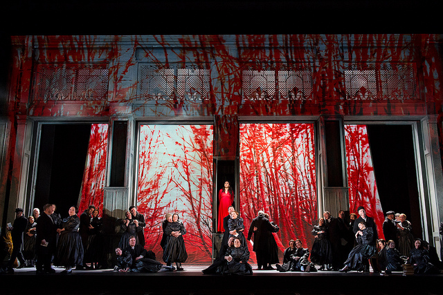 8447576982_55928dc00e_z