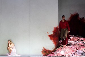 Franco Fagioli as Idamante and Sophie Bevan as Ilia in Martin Kušej’s production of Idomeneo © ROH.Catherine Ashmore 2014