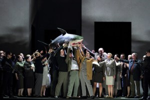 Shark and the chorus of Idomeneo in Martin Kušej’s production of Idomeneo © ROH.Catherine Ashmore 2014