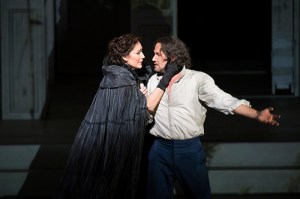 Véronique Gens as Donna Elvira and Mariusz Kwiecien as Don Giovanni in Don Giovanni © ROH / Bill Cooper 2014