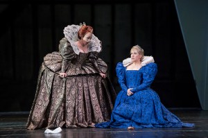 Carmen Giannattasio as Elisabetta and Joyce DiDonato as Maria Stuarda in Maria Stuarda © Bill Cooper / ROH 2014 