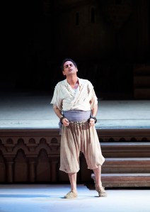 Juan Diego Flórez (Lindoro) (c) Wiener Staatsoper / Michael Pöhn