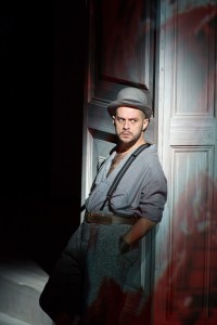 Alex Esposito as Leporello © ROH Photographer Bill Cooper