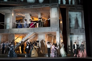 Production image  © ROH Photographer Bill Cooper