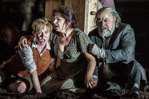 Sofia Fomina, Enkelejda Shkosa, Eric Halfvarson in Guillaume Tell © ROH/Clive Barda