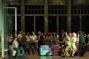 Anna Netrebko, Heike Grötzinger, Chor der Bayerischen Staatsoper. Photo: © Wilfried Hösl