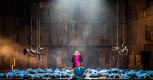 Miriam Murphy, Neal Cooper, Chorus of Northern Ireland Opera © Northern Ireland Opera