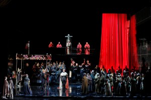 René Pape & the San Francisco Opera Chorus © Cory Weaver/San Francisco Opera