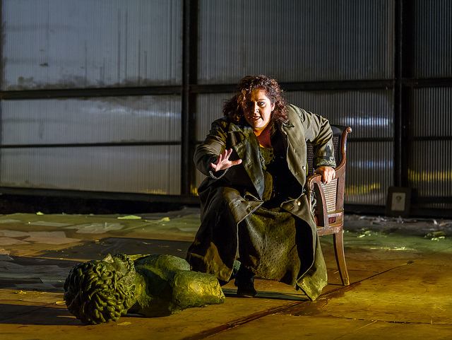 9895453373_1c5f422917_z